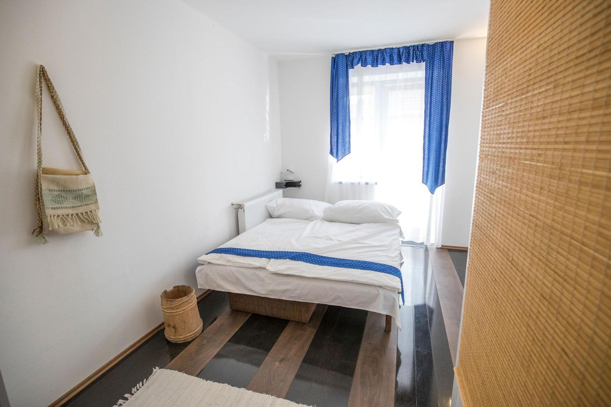 Villa Vamus Vendeg- Es Rendezvenyhaz Vámosszabadi Esterno foto