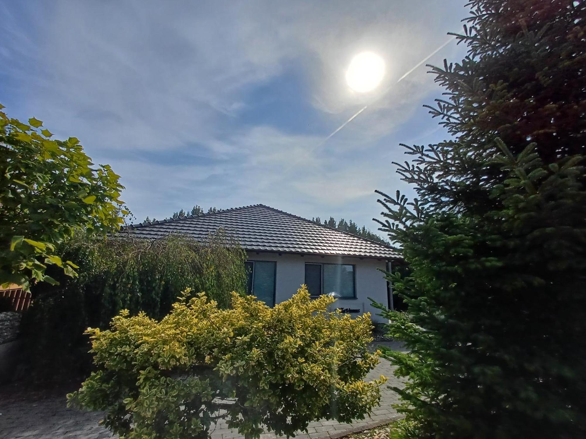 Villa Vamus Vendeg- Es Rendezvenyhaz Vámosszabadi Esterno foto