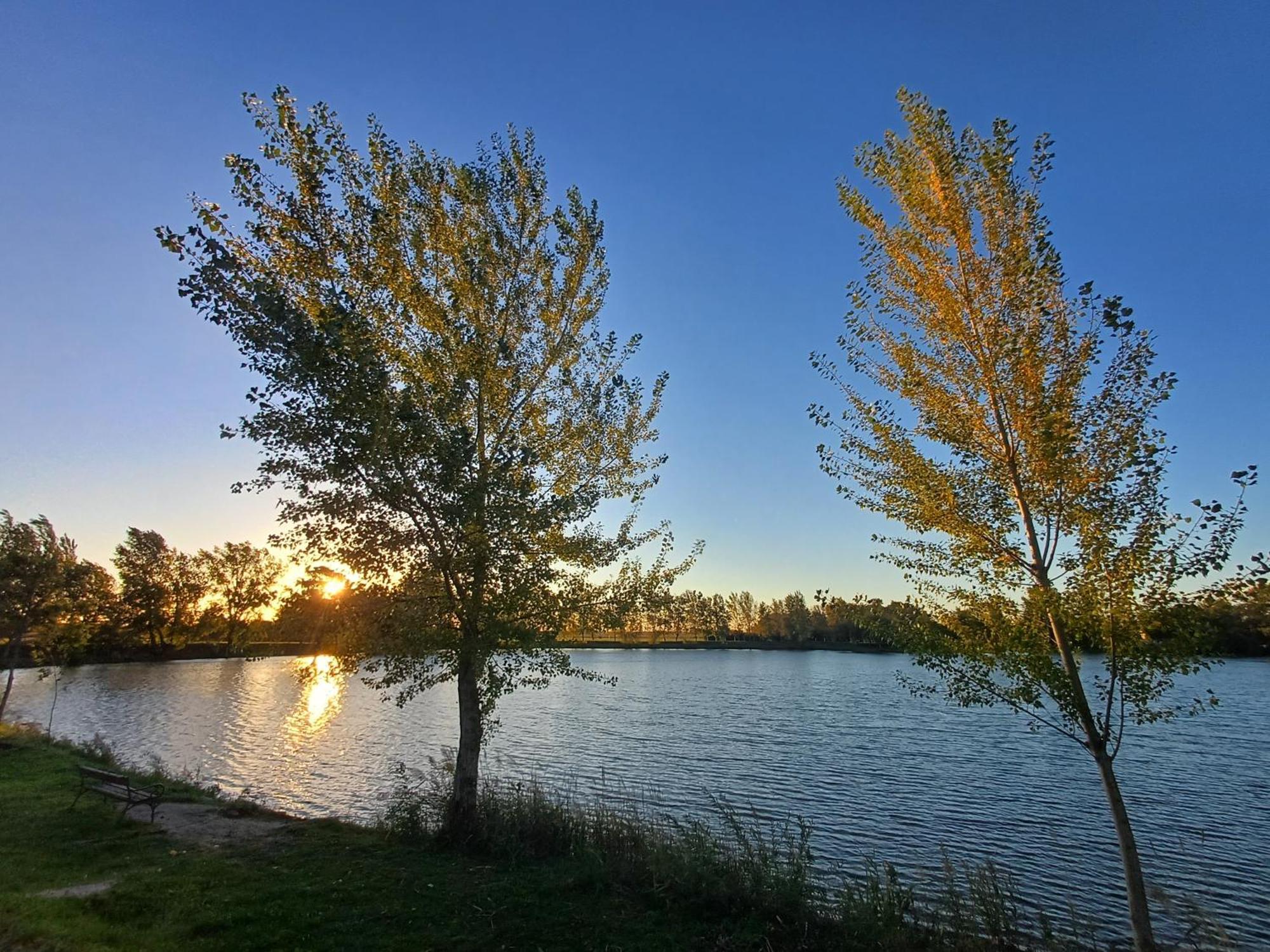Villa Vamus Vendeg- Es Rendezvenyhaz Vámosszabadi Esterno foto
